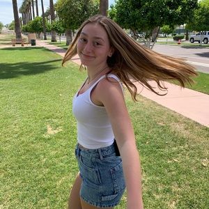 Meet your Posher, Ellie